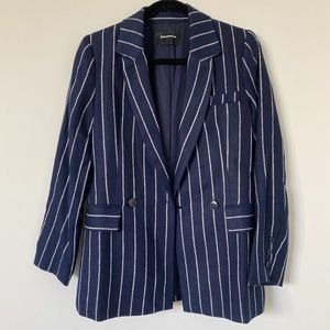 Reformation Verano Blazer.- Navy Pinstripe